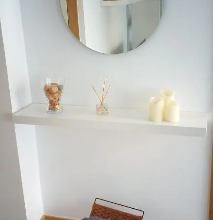 La Casita Blanca * El Astillero